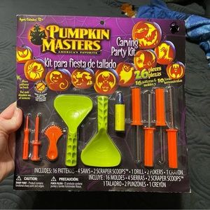 Pumpkin Masters Carving Kit NEW